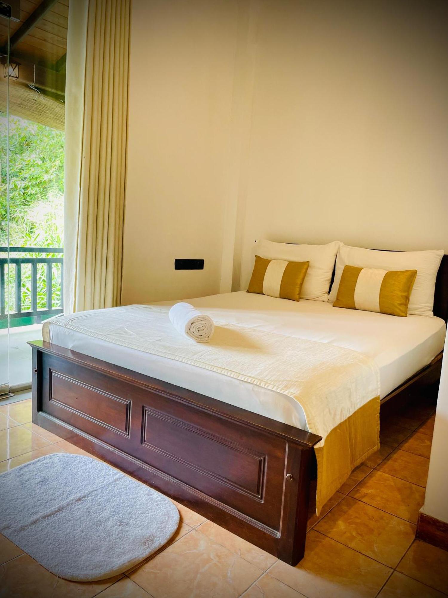 Hotel Grand Casa Kandy Exteriör bild